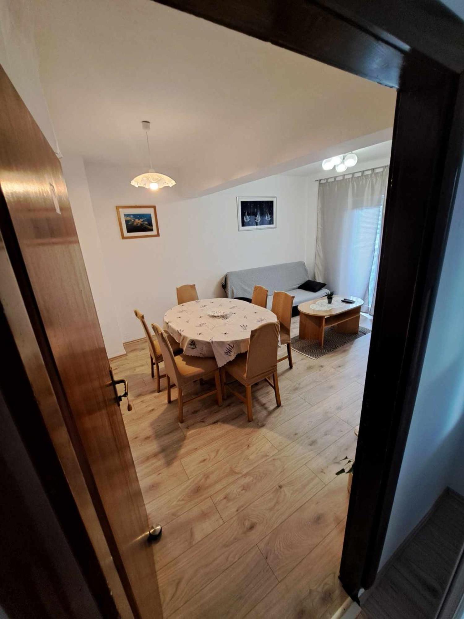 Apartments Lota Starigrad Paklenica Bagian luar foto